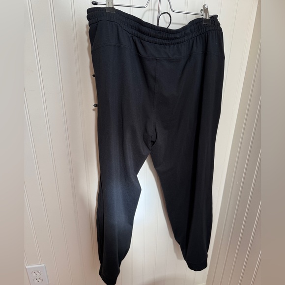 Lululemon black joggers cotton - Picture 2 of 8